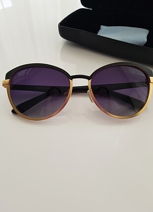 Gucci Güneş gözlüğü 