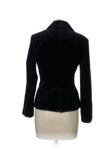 40 Beden Mango Blazer %70 İndirimli.