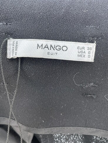 38 Beden siyah Renk Mango Düz Kesim %70 İndirimli.