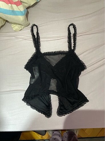 Bershka bershka siyah tül arkası transpran crop bluz