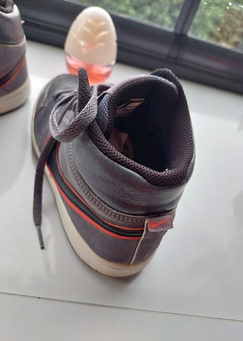 37,5 Beden Gri Nike Kadın Spor Ayakkabı
