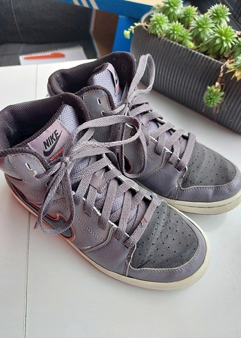 Gri Nike Kadın Spor Ayakkabı