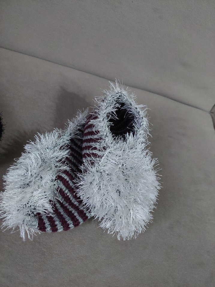 Kızlar için Örgü Sıcak Terlikler - Görsel 3