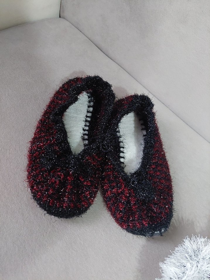 Kızlar için Örgü Sıcak Terlikler - Görsel 2