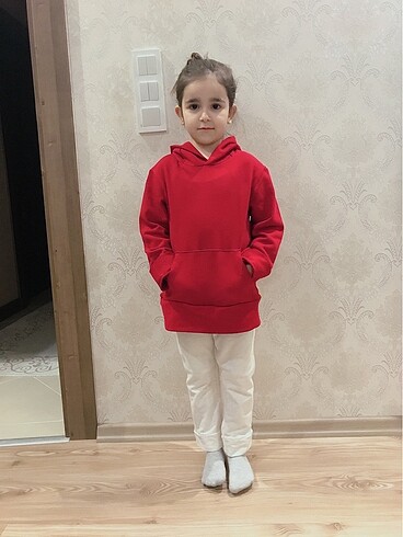 Kapşonlu sweattshirt