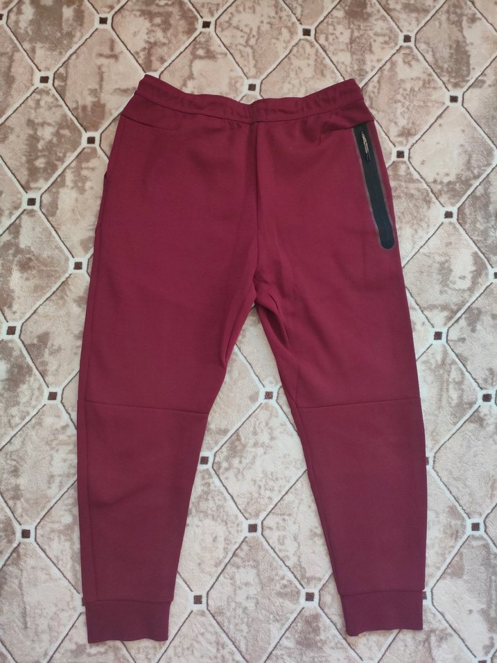 Nike Tech Fleece XL Bordo eşofman altı - Görsel 4