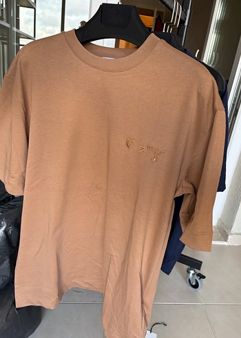 xxl Beden Off white arkası baskılı tişört