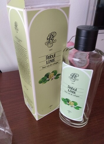 Boş kolonya şişesi  - Görsel 2