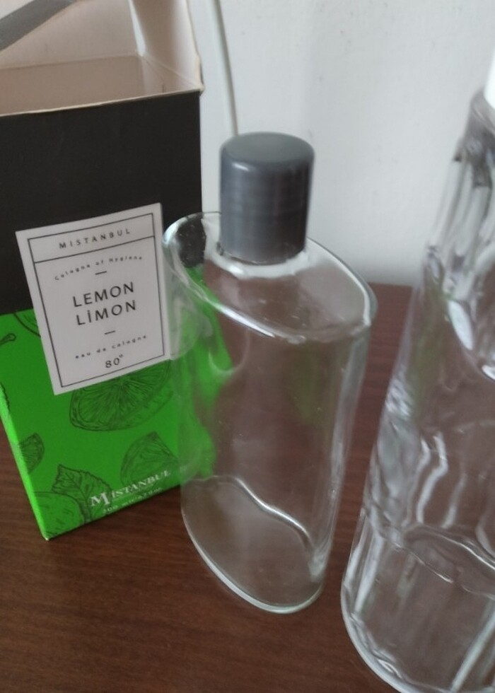 Boş kolonya şişesi  - Görsel 3