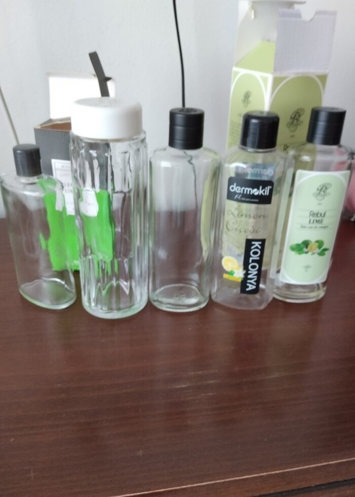 Boş kolonya şişesi  - Görsel 4