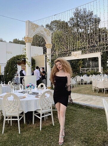 Siyah straplez korse abiye elbise