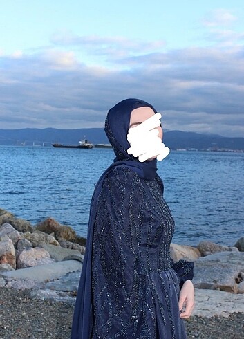 Tesettür nişan abiyesi