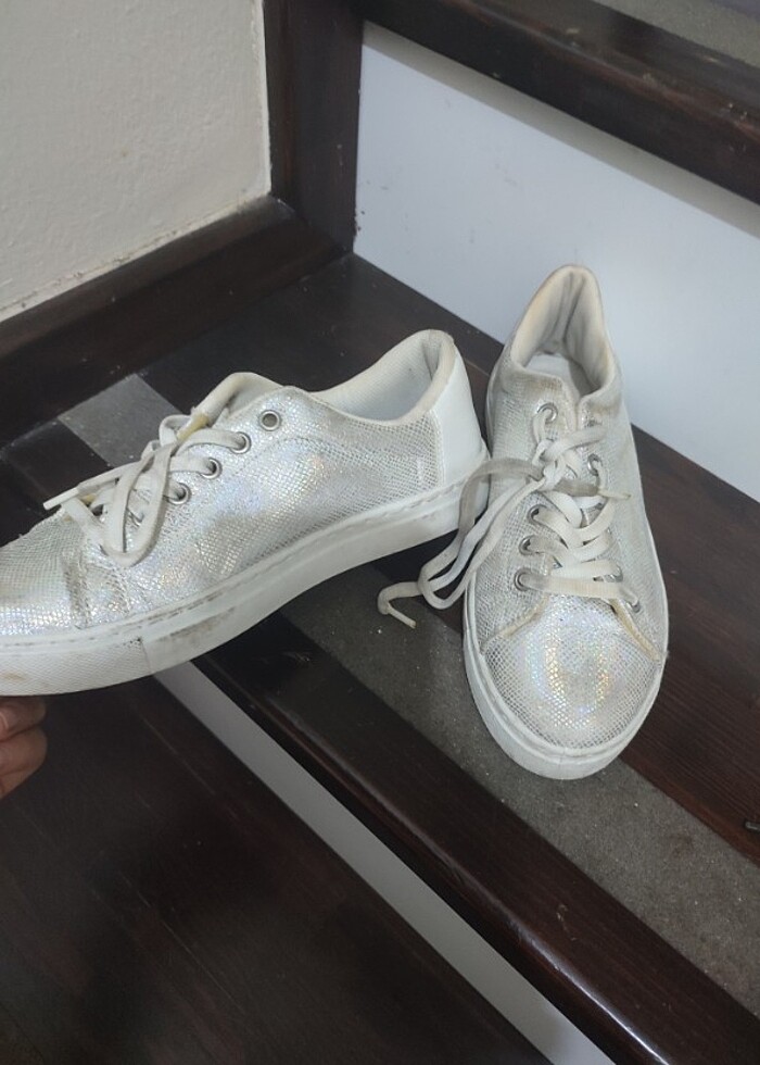 Spor ayakkabı - Görsel 2