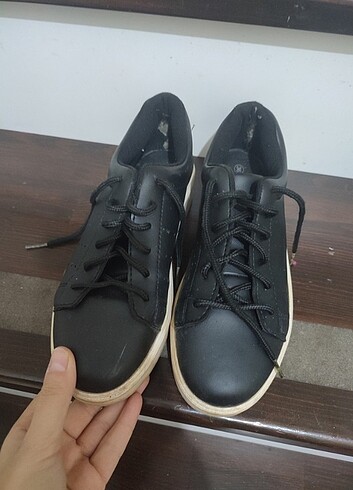 36 Beden Spor ayakkabı