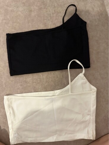 m Beden siyah Renk Bershka crop