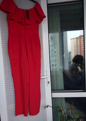 Kırmızı Fırfırlı Straplez Tulum - Görsel 4