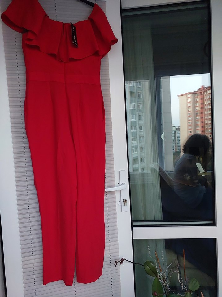 Kırmızı Fırfırlı Straplez Tulum - Görsel 4