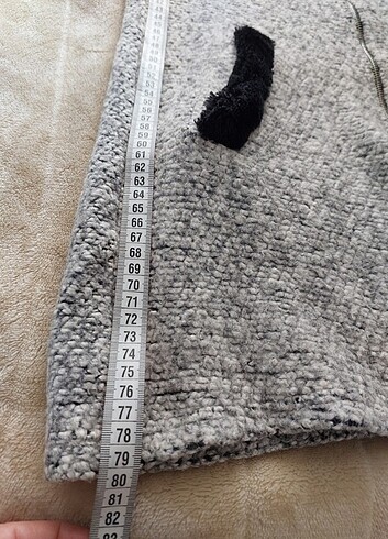 Kolları yakası kürklü Kaban  - Görsel 5