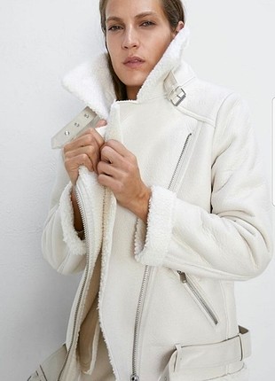Zara Biker Beyaz Mont Zara Deri Ceket %20 İndirimli - Gardrops