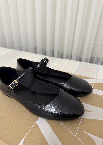 37 Beden siyah Renk Zara siyah babet