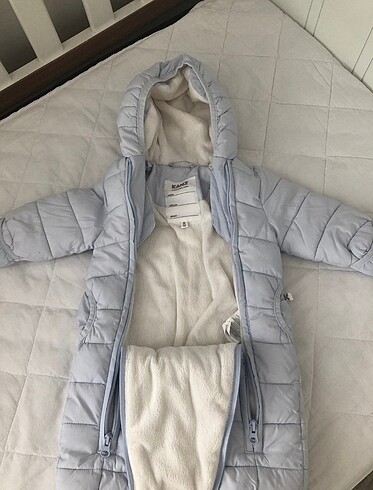 Kanz Astronot mont