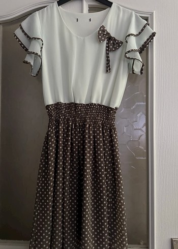 Bej Puantiyeli V Yaka Midi Elbise - Görsel 3