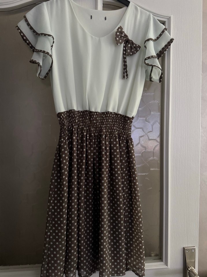 Bej Puantiyeli V Yaka Midi Elbise - Görsel 2