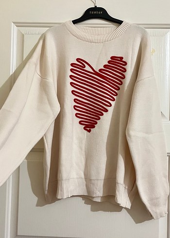 Nakışlı krem Kadın Triko Kazak - Görsel 2