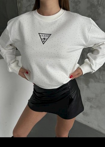 Beyaz Uzun Kollu Loose Fit Sweatshirt