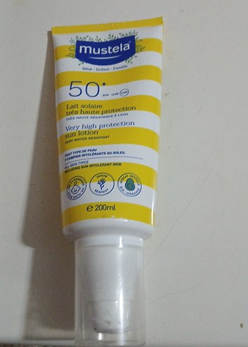 Mustela