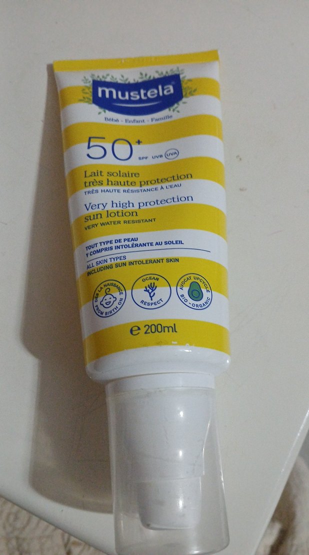 Mustela SPF 50 Yüksek Koruma Güneş Losyonu 200 ml - Görsel 4