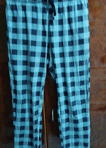 Mavi kareli erkek - Görsel 3