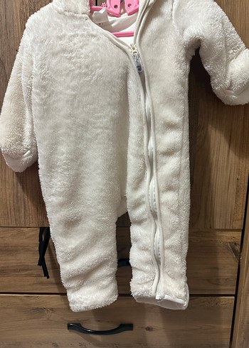 H&M Beyaz Kürklü Bebek astronot mont - Görsel 3