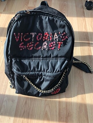 Victoria?s secret sırt çantası