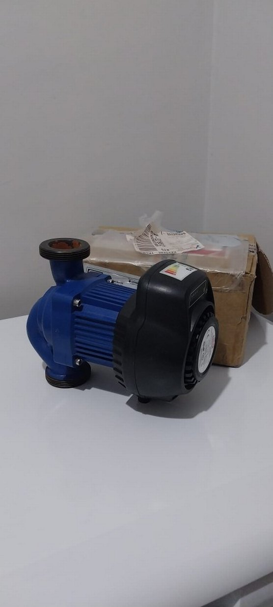 Mavi Renkli Elektrikli sirkülasyon Pompası - Görsel 3