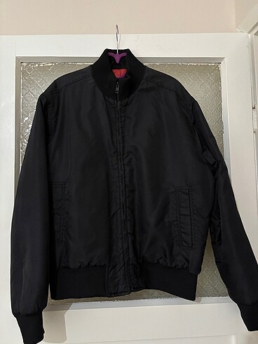 Bomber mont