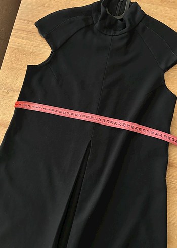 Yüksek Yakalı Siyah Midi Elbise - Görsel 6