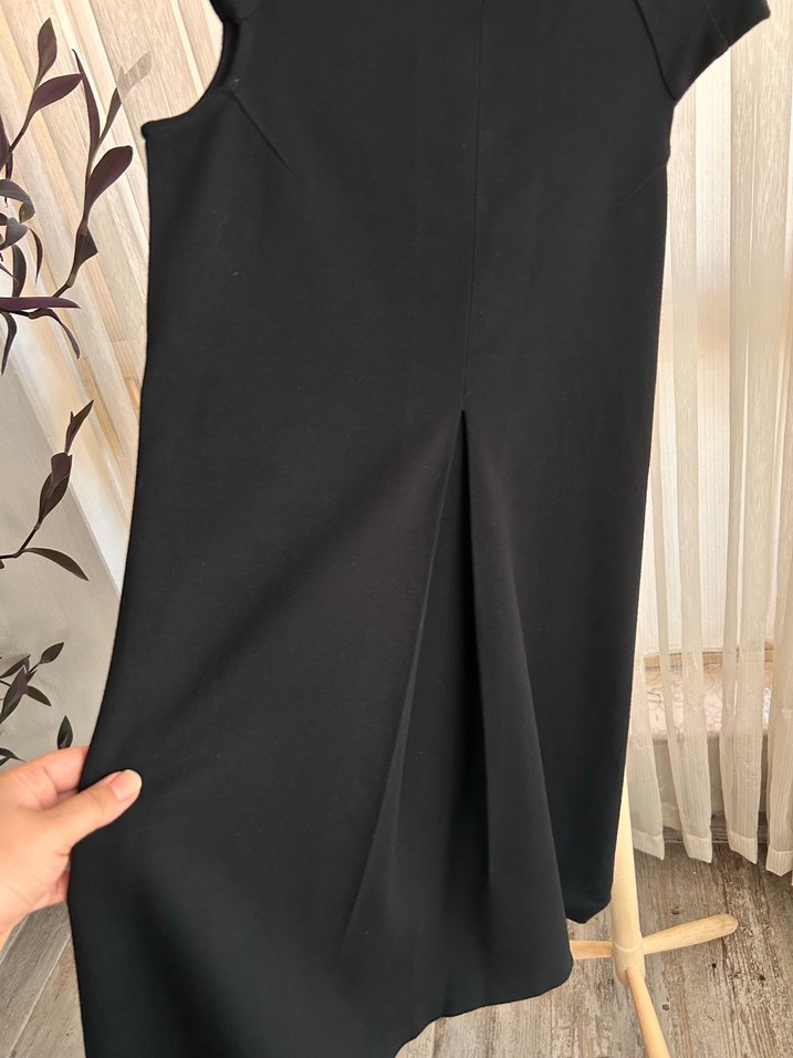 Yüksek Yakalı Siyah Midi Elbise - Görsel 2