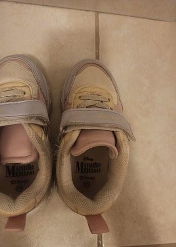 Kız Çocuk Beyaz Pastel Desenli LCW Spor Ayakkabı - Görsel 3