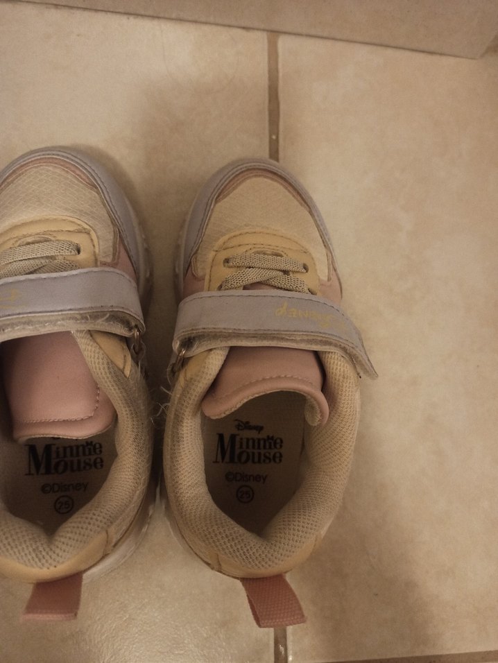 Kız Çocuk Beyaz Pastel Desenli LCW Spor Ayakkabı - Görsel 3