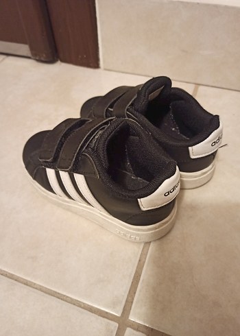 Çocuk Adidas Spor Ayakkabı - Görsel 2