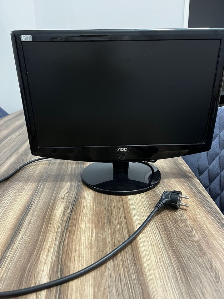 Siyah AOC Monitör - Görsel 2