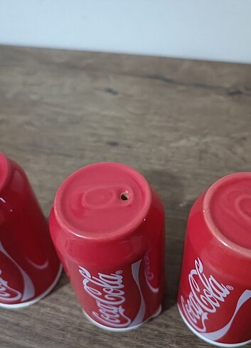 Diğer Porselen Coca-Cola detaylı tuzluk biberlik