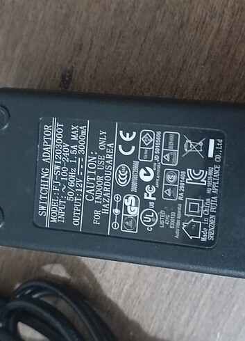12 volt 3 amper adaptör