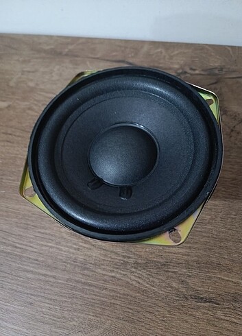 Diana subwoofer hoparlör 