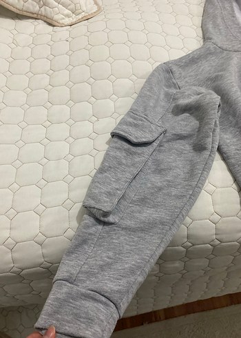 Trendyol & Milla Gri Kapüşonlu Kadın crop Sweatshirt