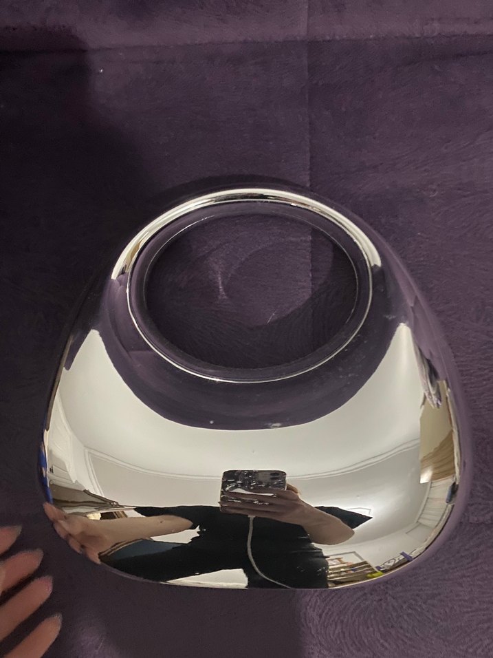 Metal görünümlü çanta - Görsel 2