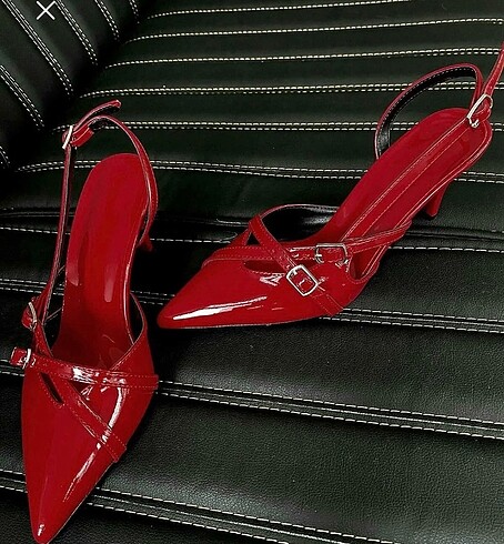 Diğer Kırmızı rugan topuklu ayakkabı