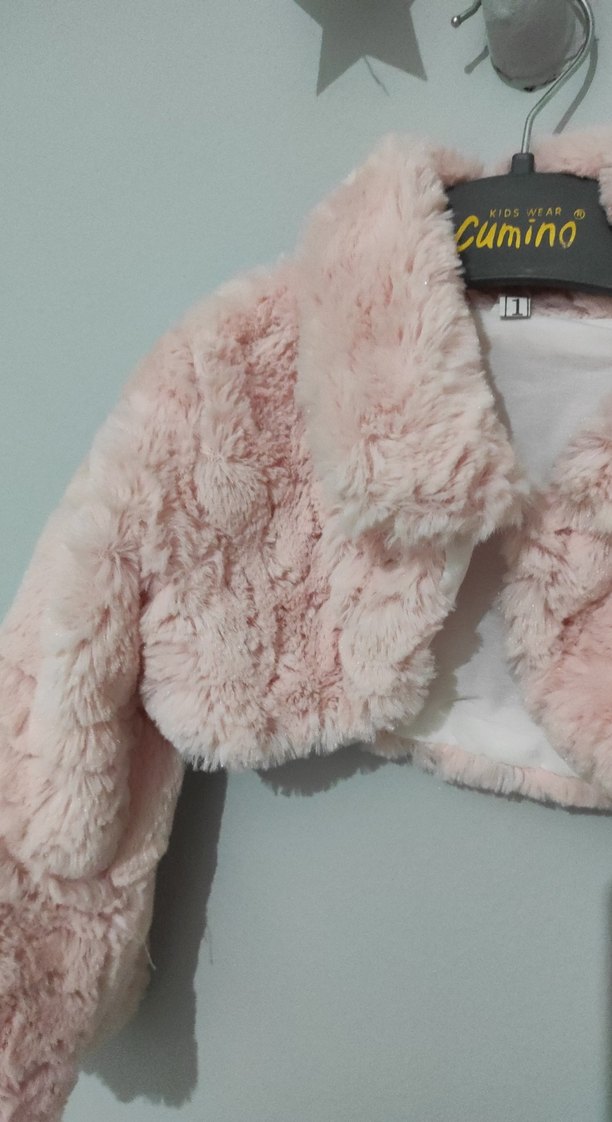 Kız Çocuk Pembe Peluş Kısa Ceket - Görsel 2