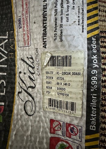 Çocuklar için renkli kırmızı araba halısı - Görsel 3